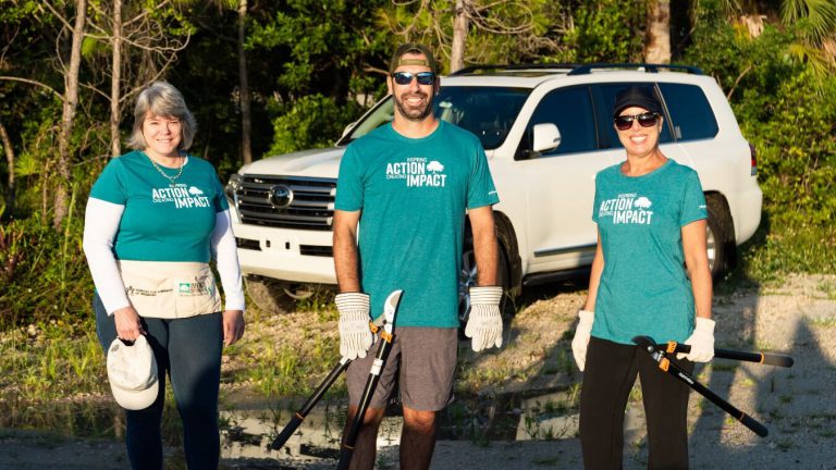2021 National Public Lands Day volunteer effort in Deerfield Beach, Florida